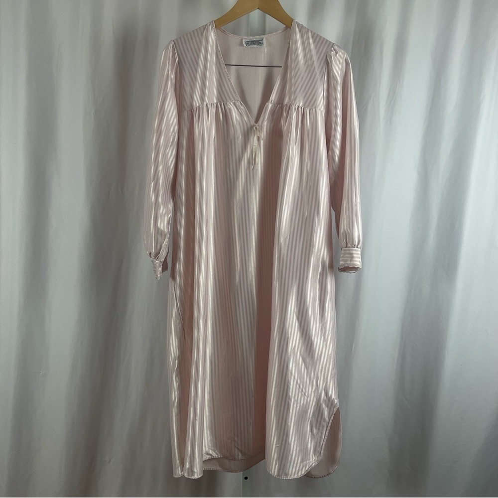 Vintage Featherbed New York Large Satin Baby Pink 80's 90's Nightgown Grannycore